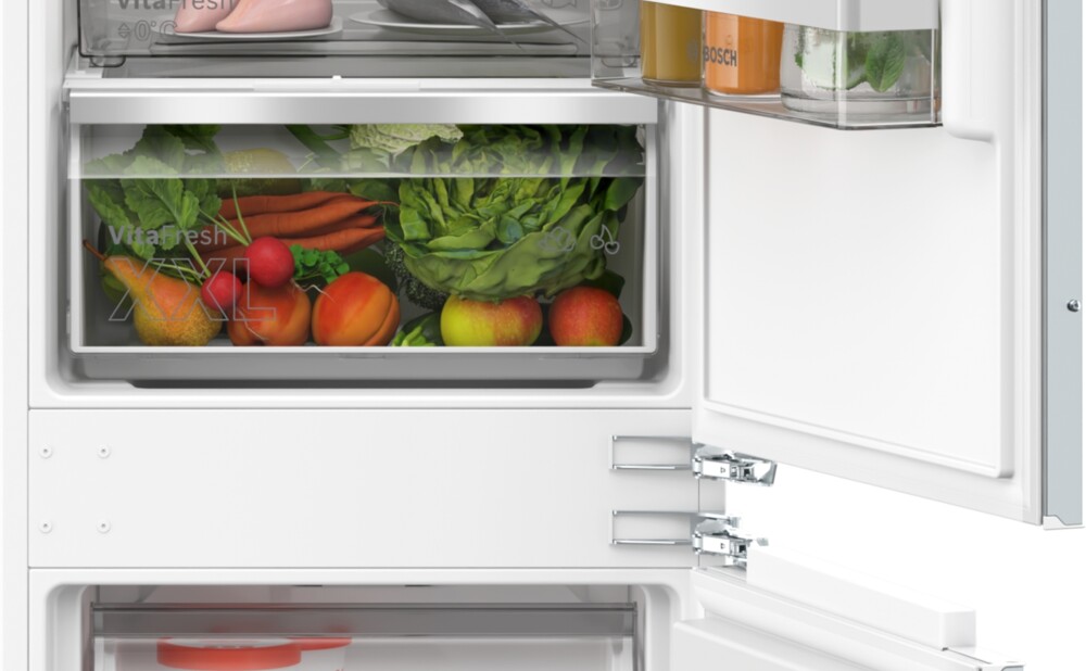 KIN86VFE0, Ugradbeni hladnjak sa zamrzivačem na dnu
