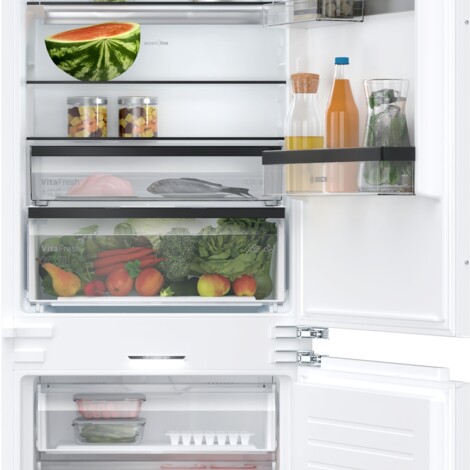 KBN96SDD0, Ugradbeni hladnjak sa zamrzivačem na dnu